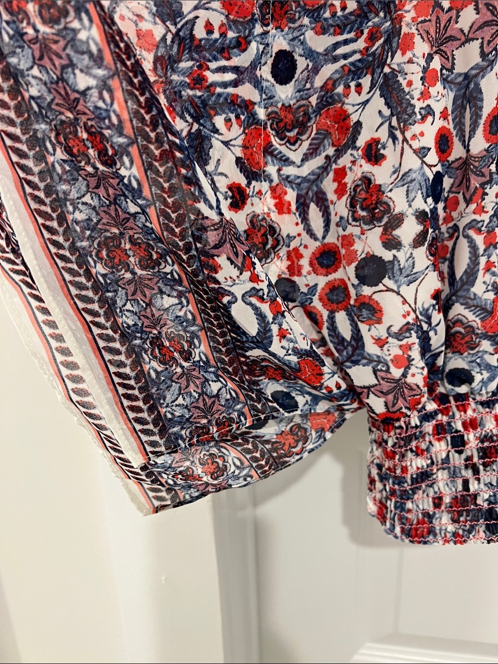 Max Studio Red White Blue Boho Floral Top Split Sleeves Smocked Two Layer Top XL - Picture 7 of 11